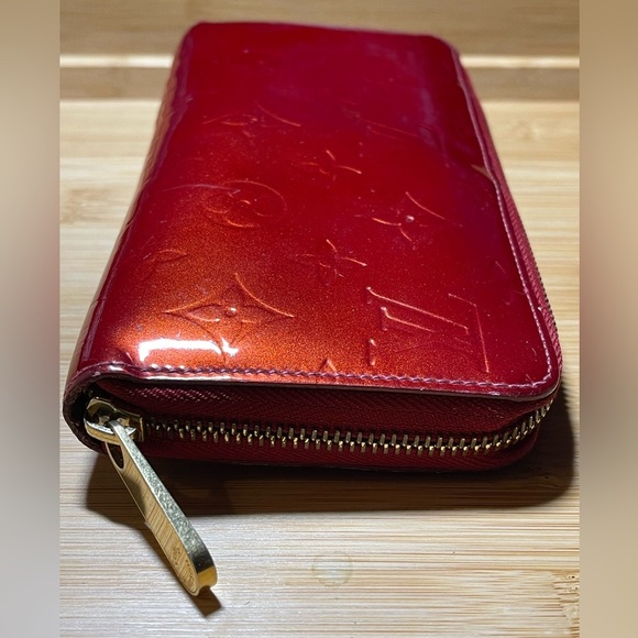 Louis Vuitton Vernis Long Wallet - Picture 11 of 14